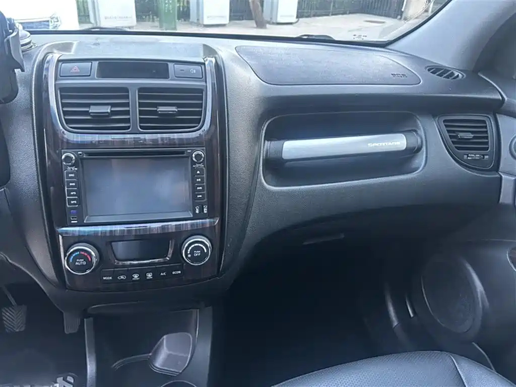 KIA SPORTAGE 2013
