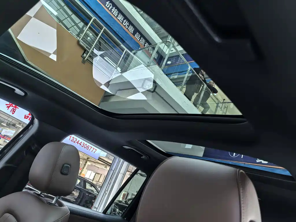 MERCEDES BENZ GLB 2022