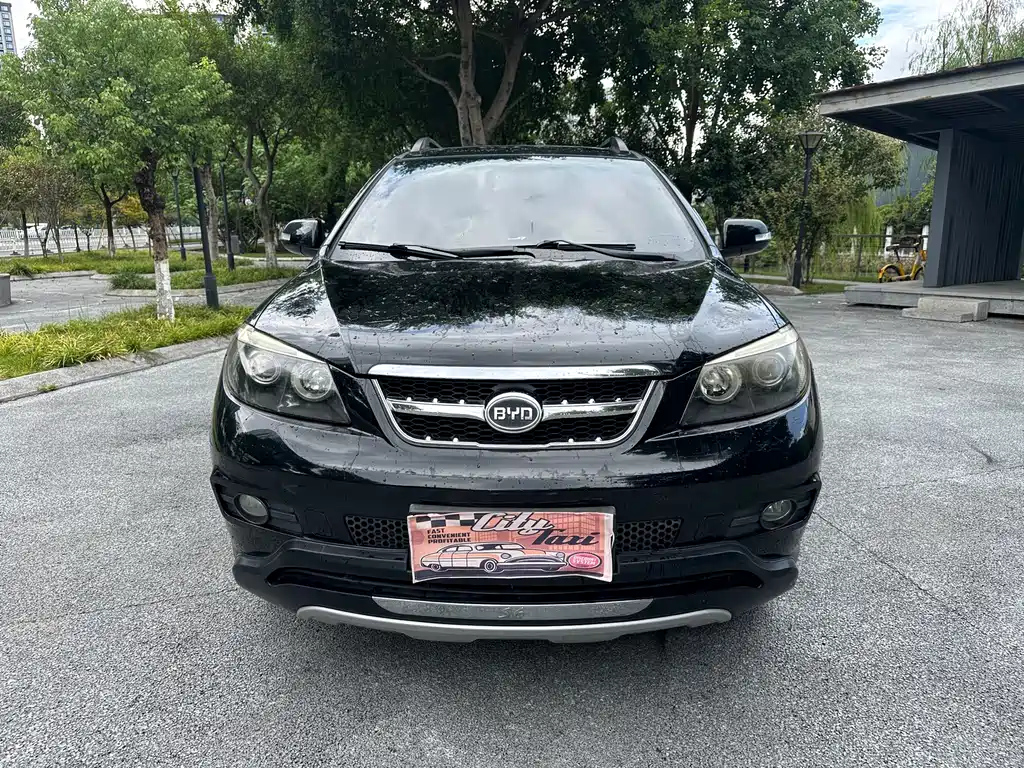 BYD S6 2014
