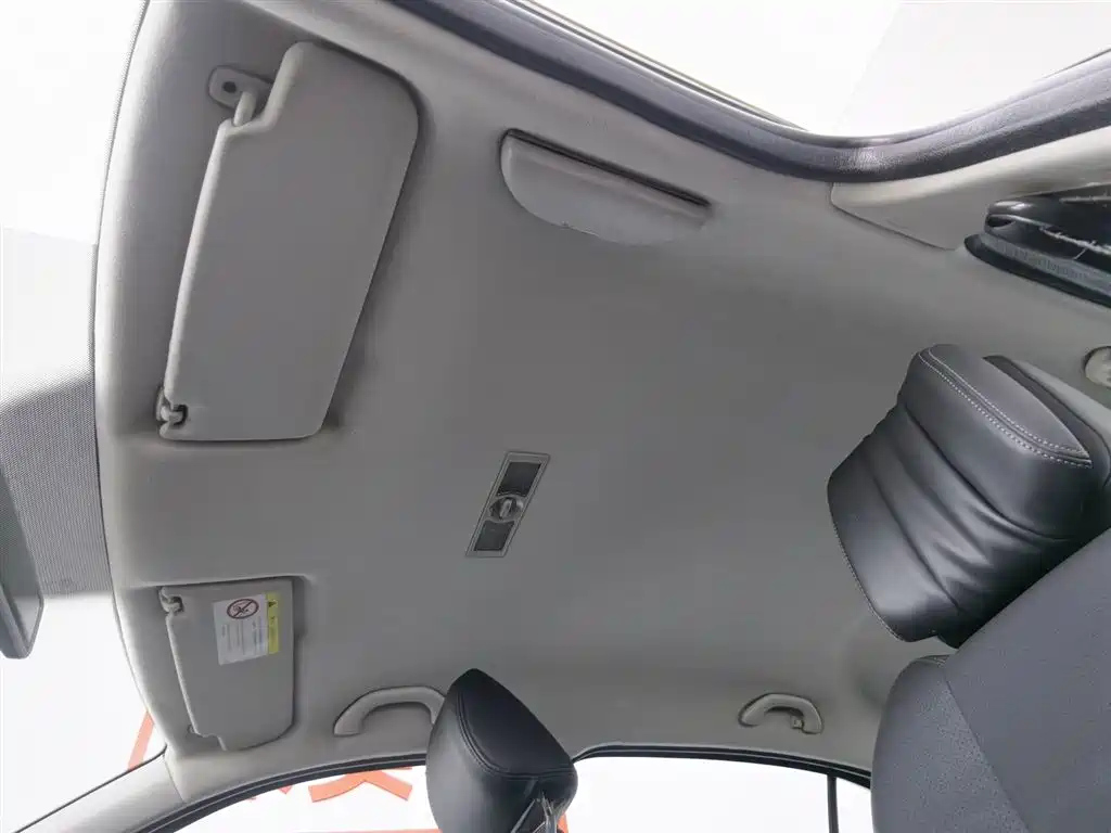VOLKSWAGEN LAVIDA 2013