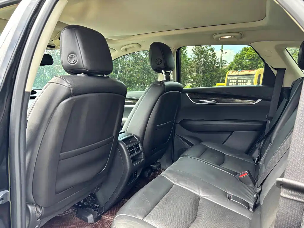 CADILLAC XT5 2016