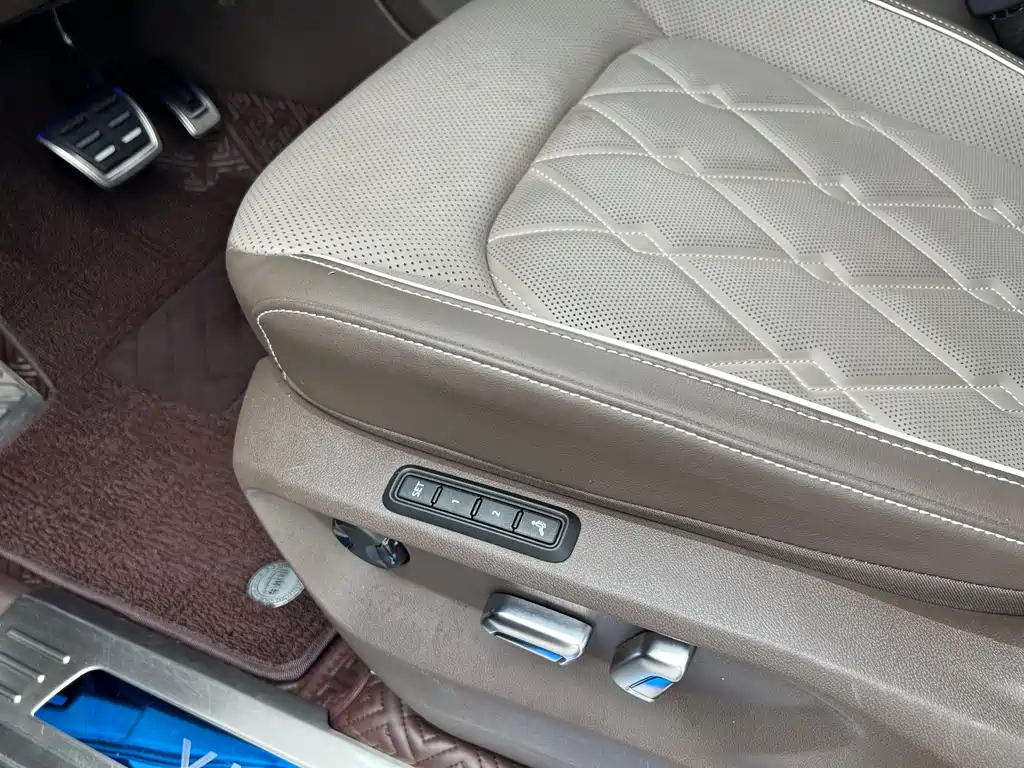 VOLKSWAGEN VILORAN 2024