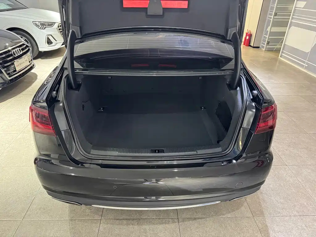 AUDI A6L 2017