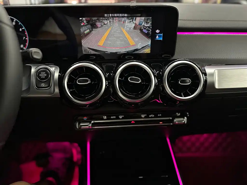 MERCEDES BENZ GLB 2022