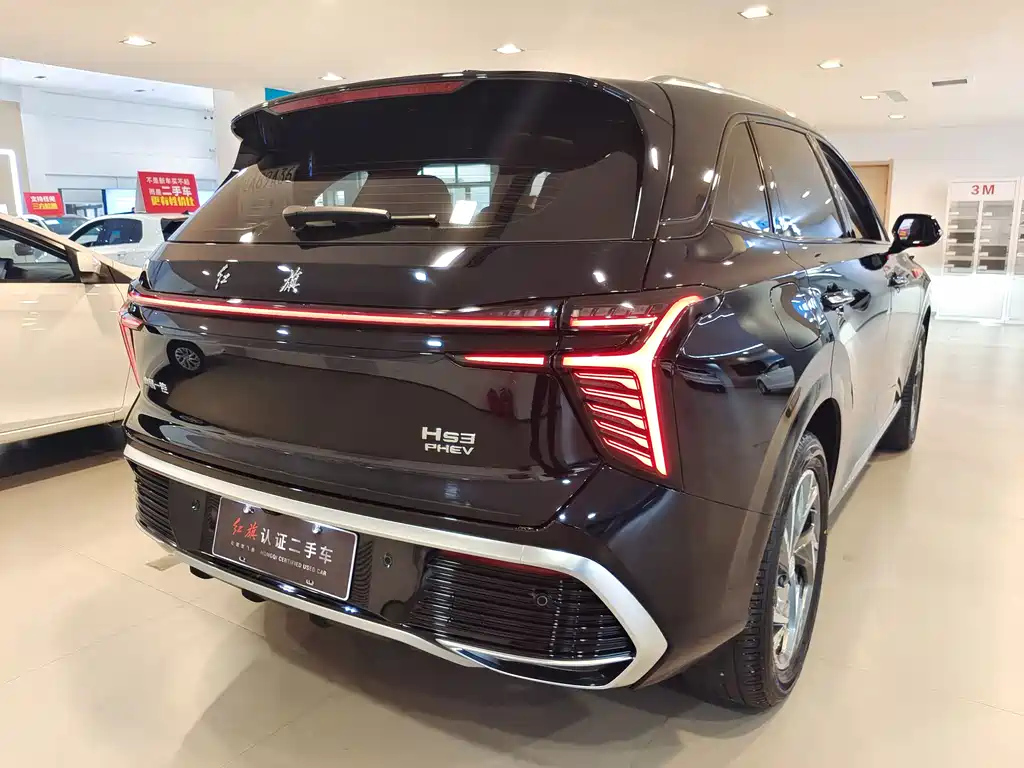 HONGQI HS3 PHEV 2025
