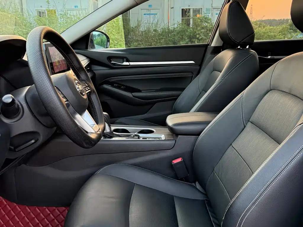 NISSAN TEANA 2022