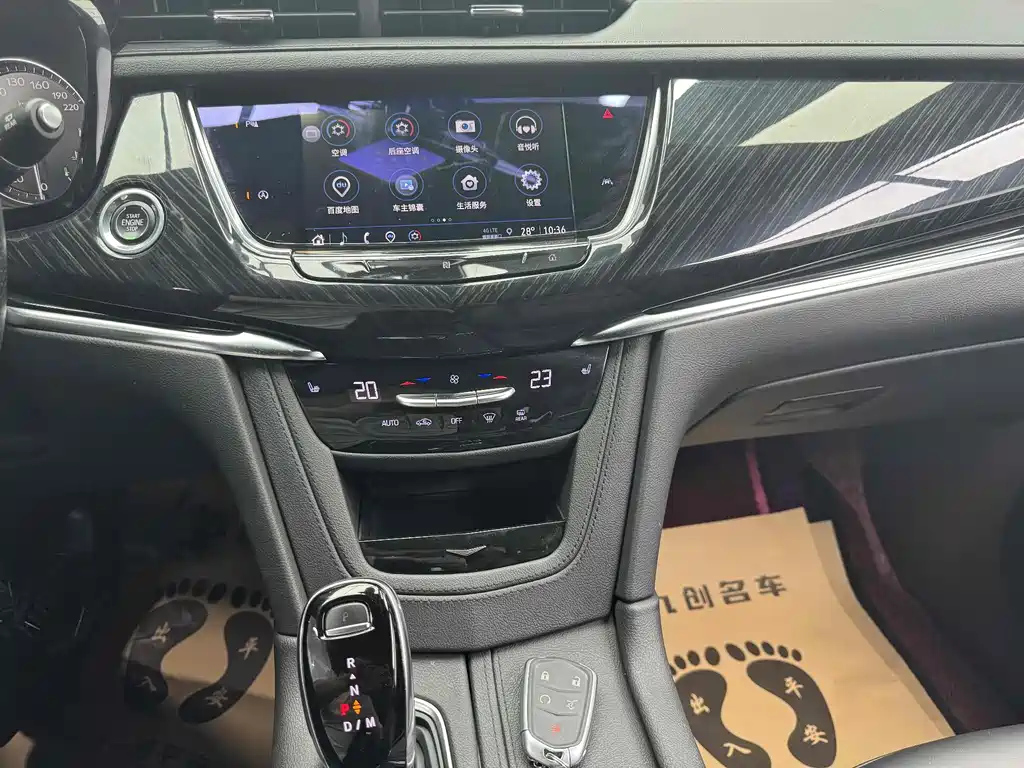 CADILLAC XT6 2021
