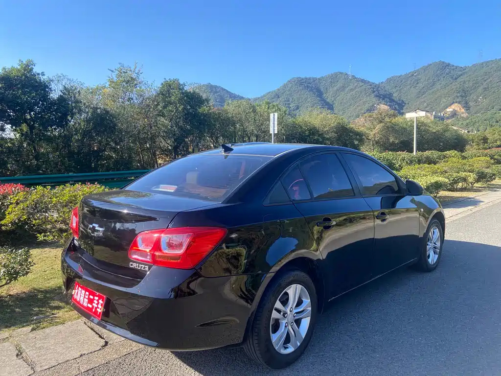 CHEVROLET CRUZE 2016