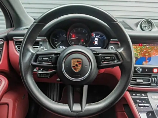 PORSCHE MACAN 2022 YEAR MACAN 2.0T 2022