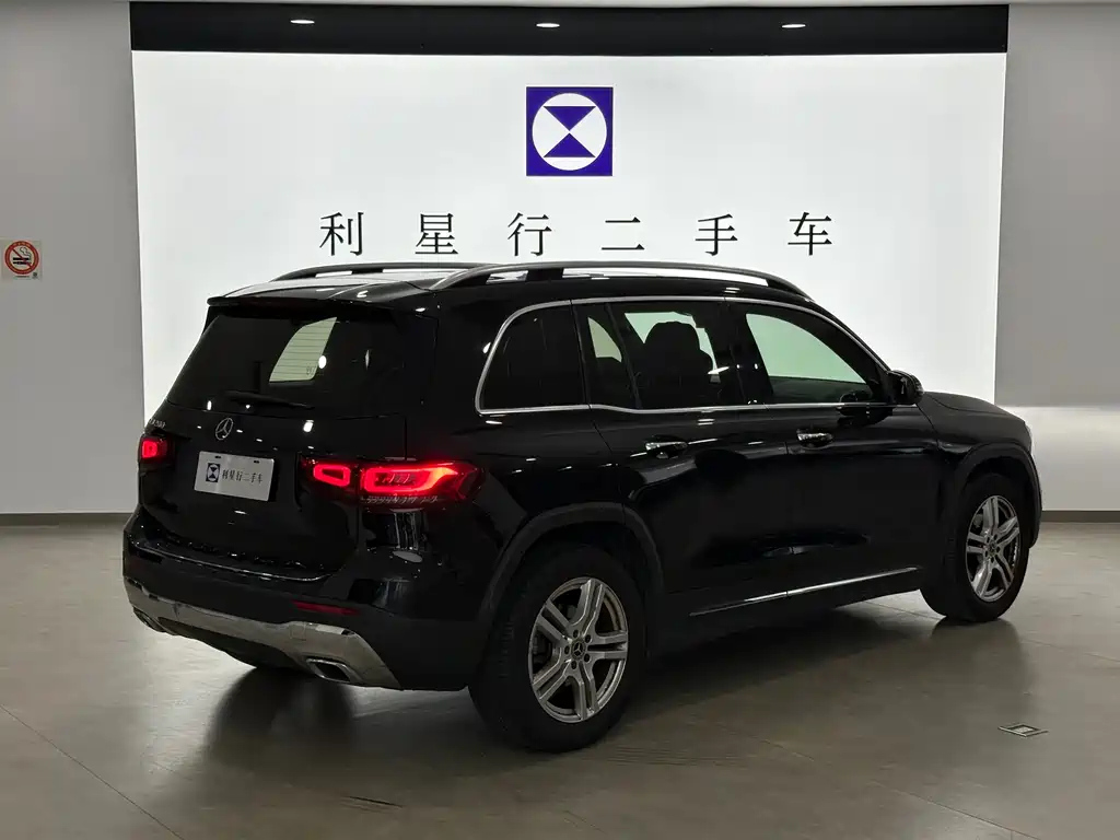 MERCEDES BENZ GLB 2020