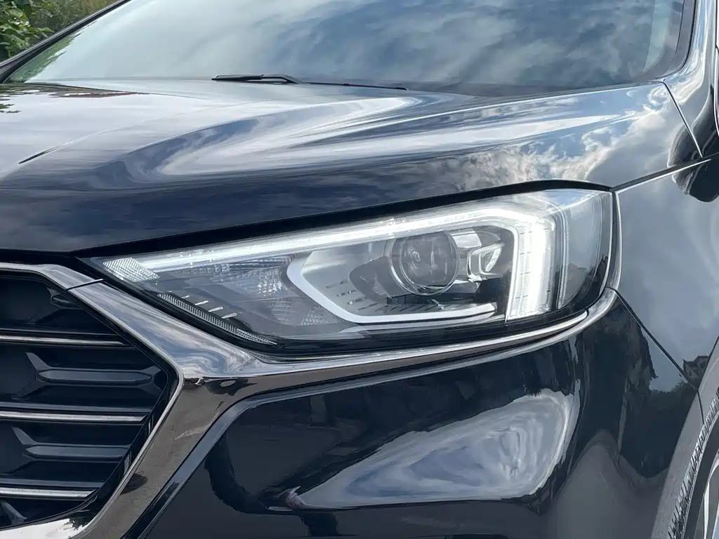 FORD EDGE 2021
