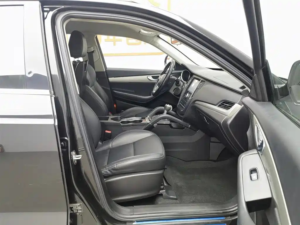 ZOTYE SR7 2016