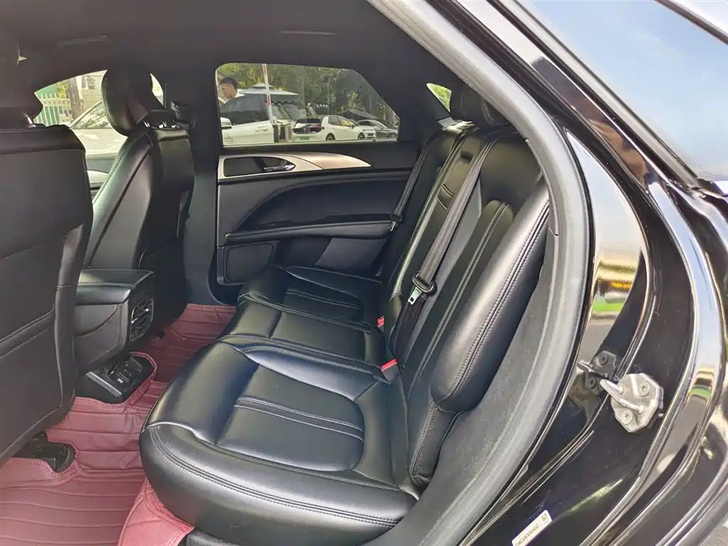 LINCOLN MKZ 2019