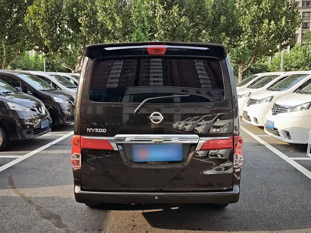NISSAN NV200 2016