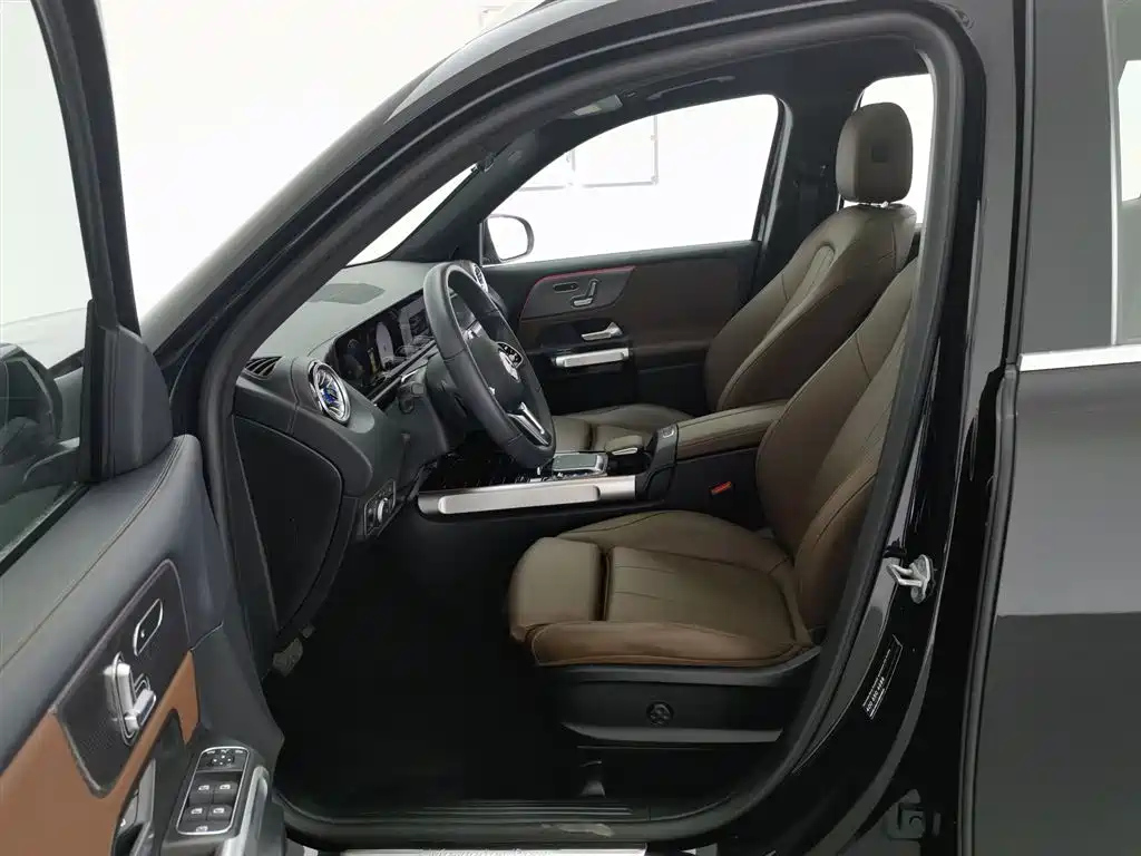 MERCEDES BENZ GLB 2022