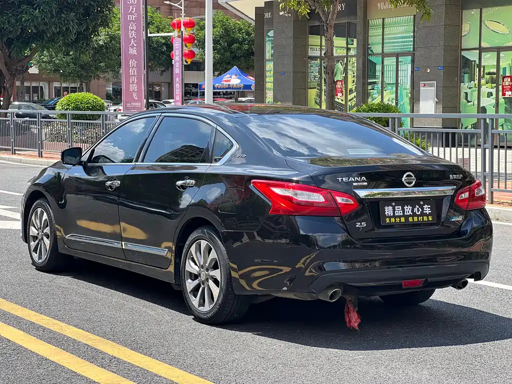 NISSAN TEANA 2016
