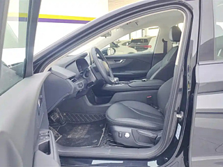 HONGQI E-QM5  2023 YEAR FACELIFT  EDITION 2023