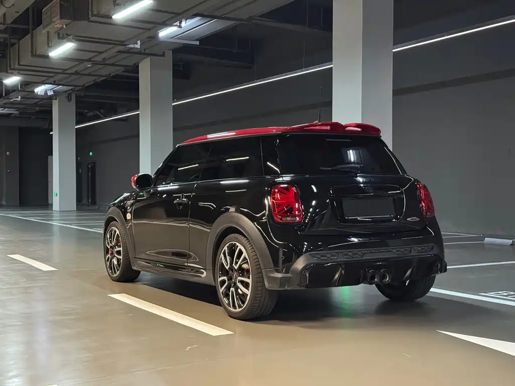 MINI JCW 2022