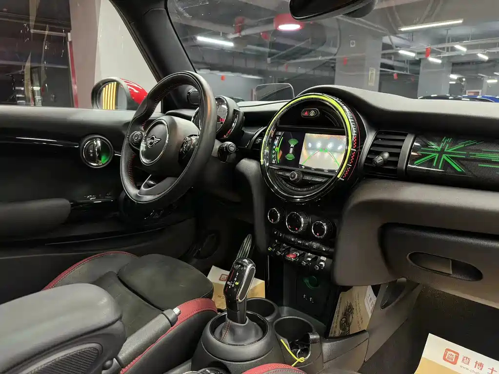 MINI JCW 2019