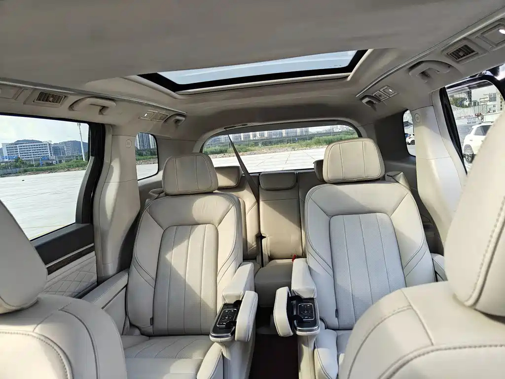 TRUMPCHI M8 2019