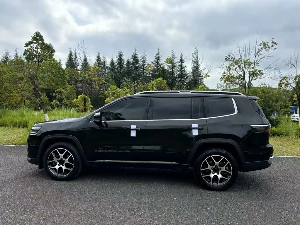 JEEP BIG 指挥官 2022