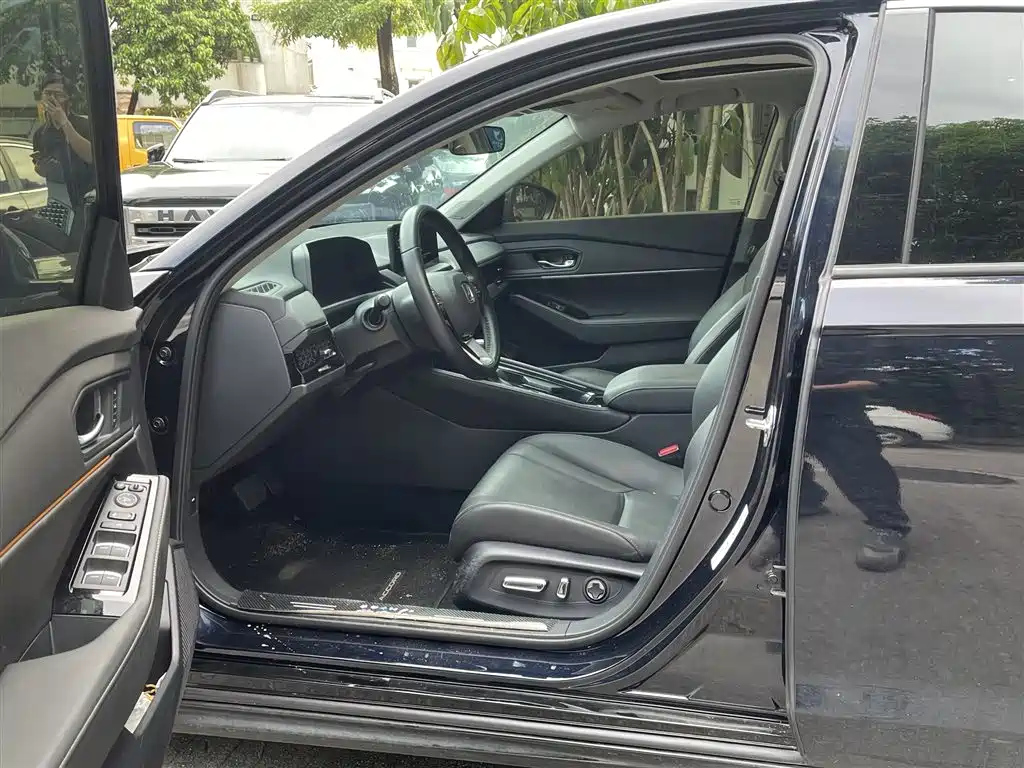 HONDA ACCORD 2025