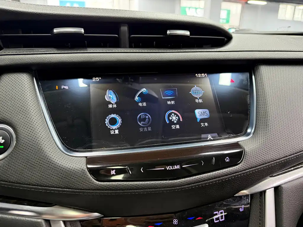 CADILLAC XT5 2016