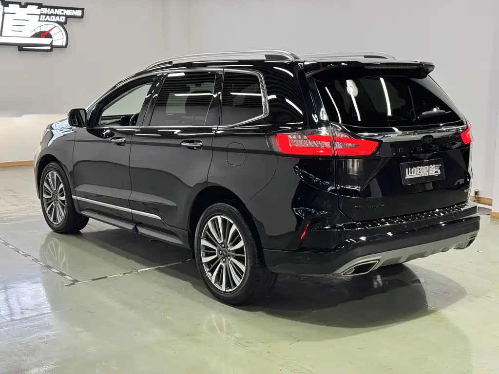 FORD EDGE 2021