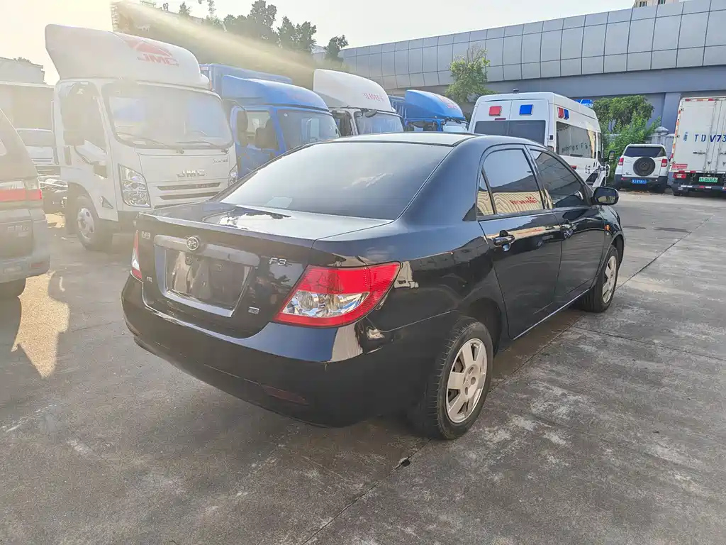 BYD F3 2015