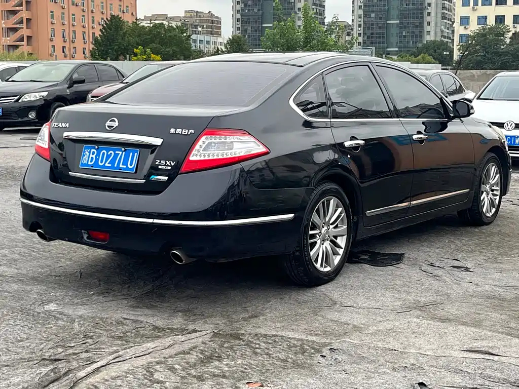 NISSAN TEANA 2012