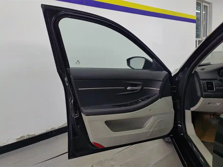 BAIC SENOVA D50 2014