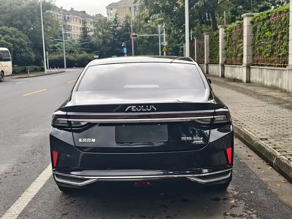 DONGFENG AEOLUS MAX 2023