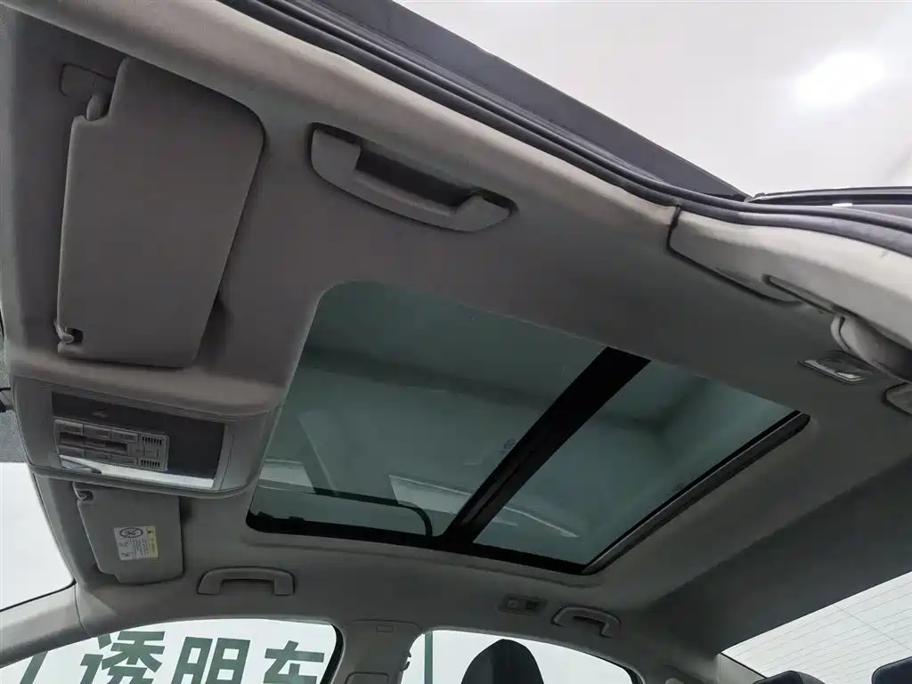 VOLKSWAGEN PASSAT 2019