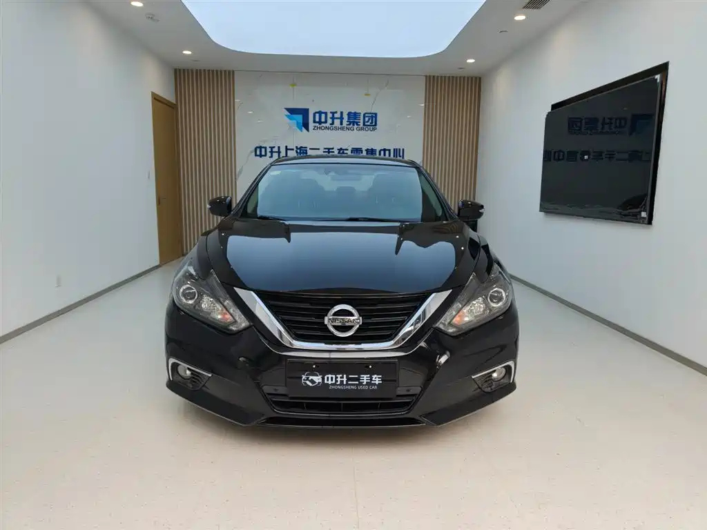 NISSAN TEANA 2016