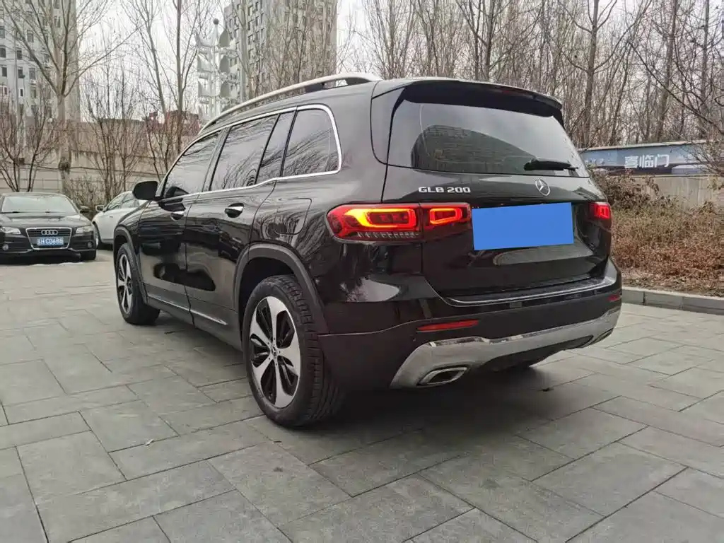 MERCEDES BENZ GLB 2021