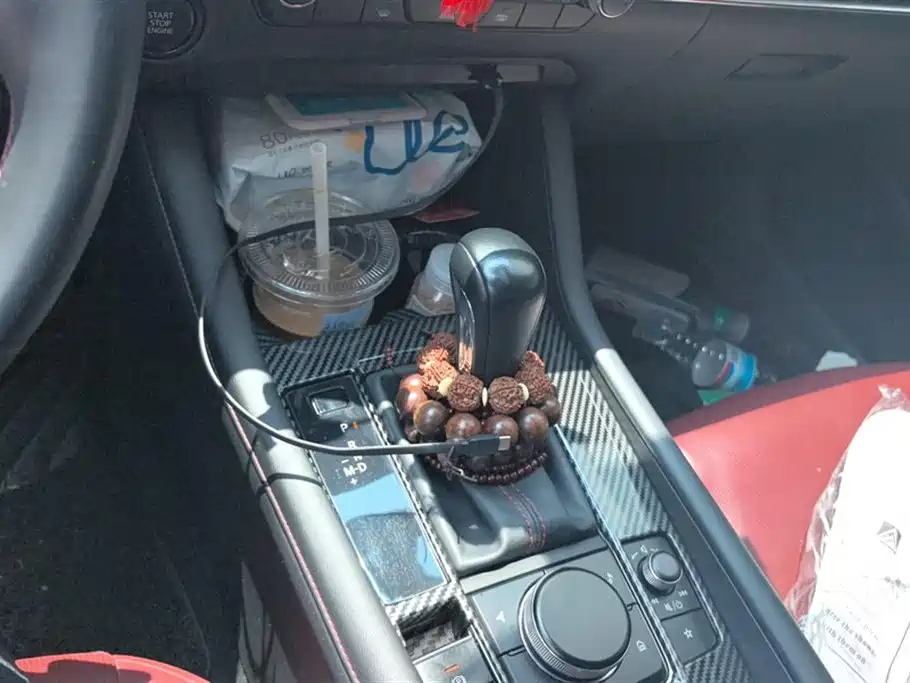 MAZDA 3 AXELA 2023