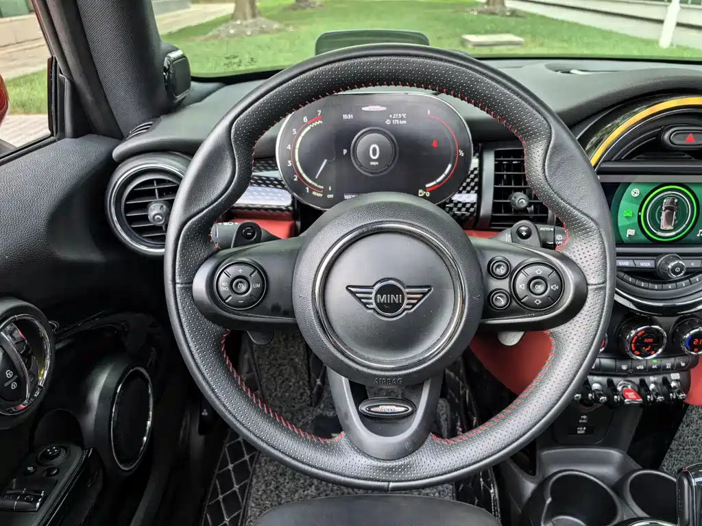 MINI JCW 2020