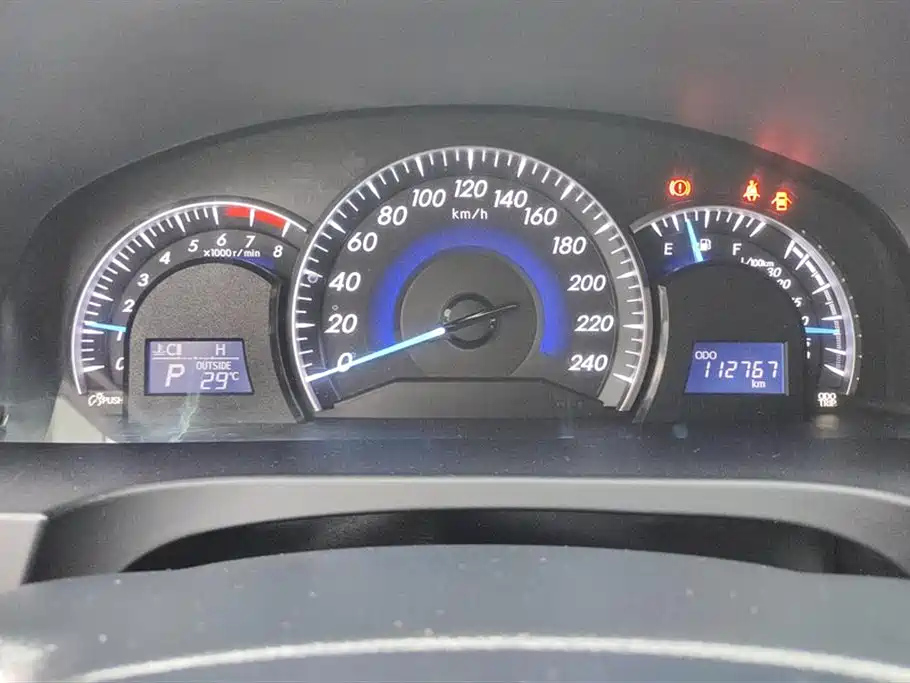 TOYOTA CAMRY 2016