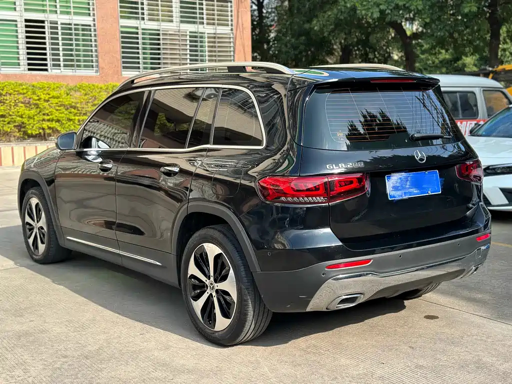 MERCEDES BENZ GLB 2022