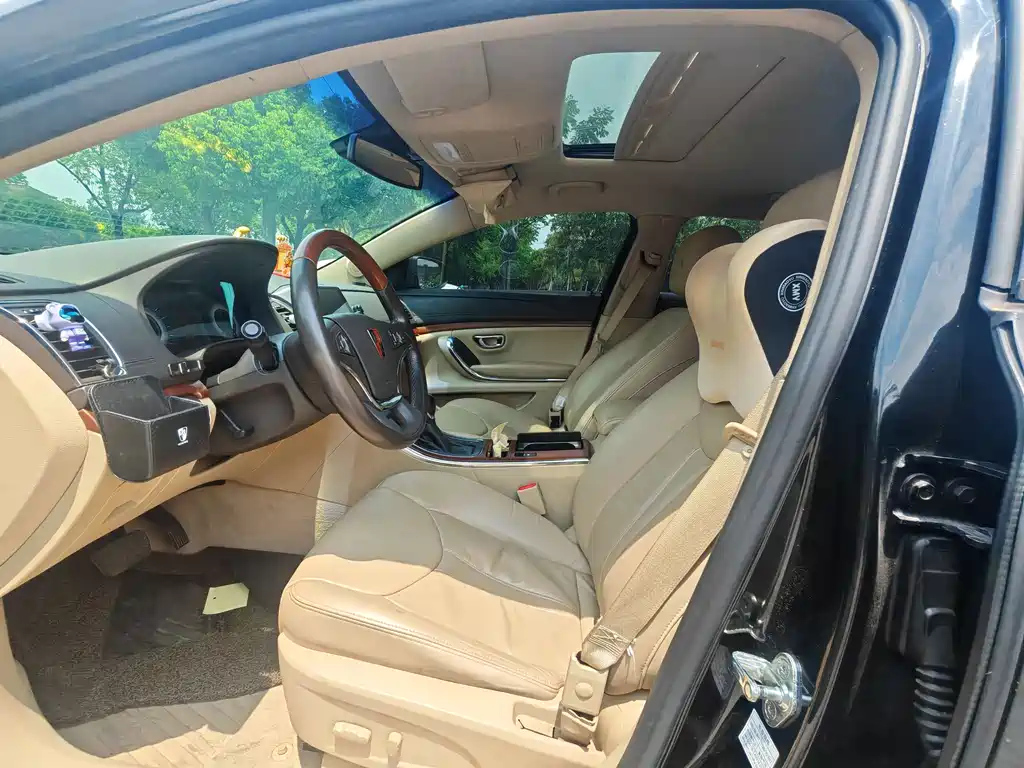 ROEWE 950 2012