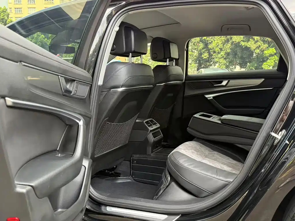AUDI A6L 2019