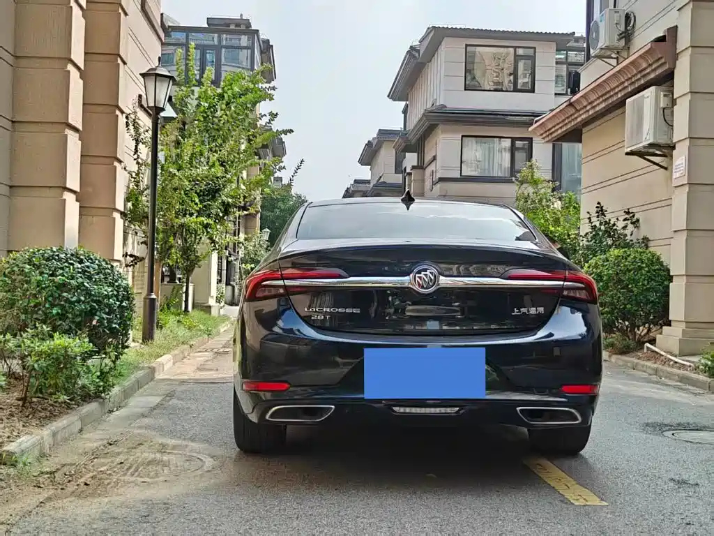 BUICK LACROSSE 2020