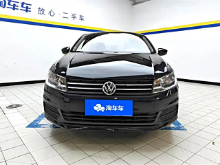 VOLKSWAGEN SANTANA 2017