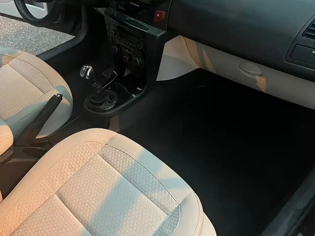 CITROEN C-QUATRE 2014