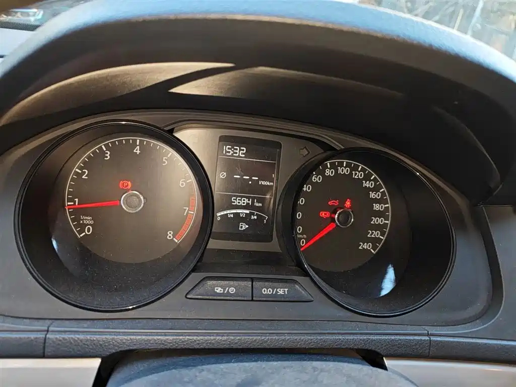 VOLKSWAGEN LAVIDA 2018