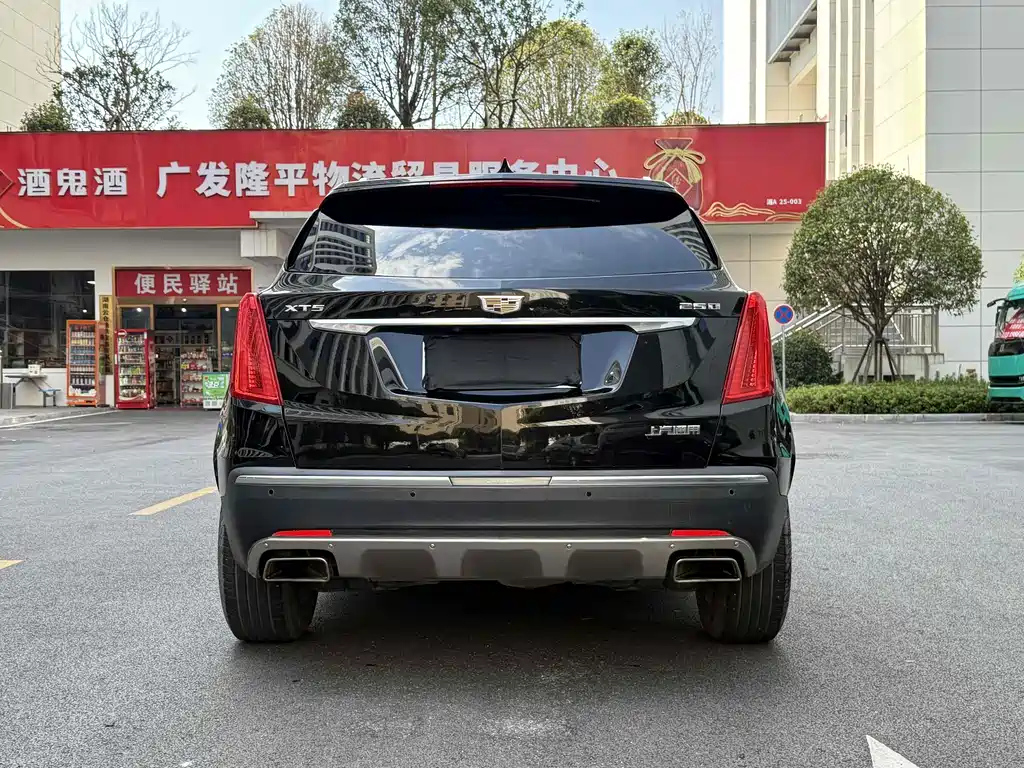 CADILLAC XT5 2016