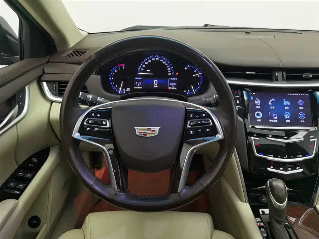 CADILLAC XTS 2016