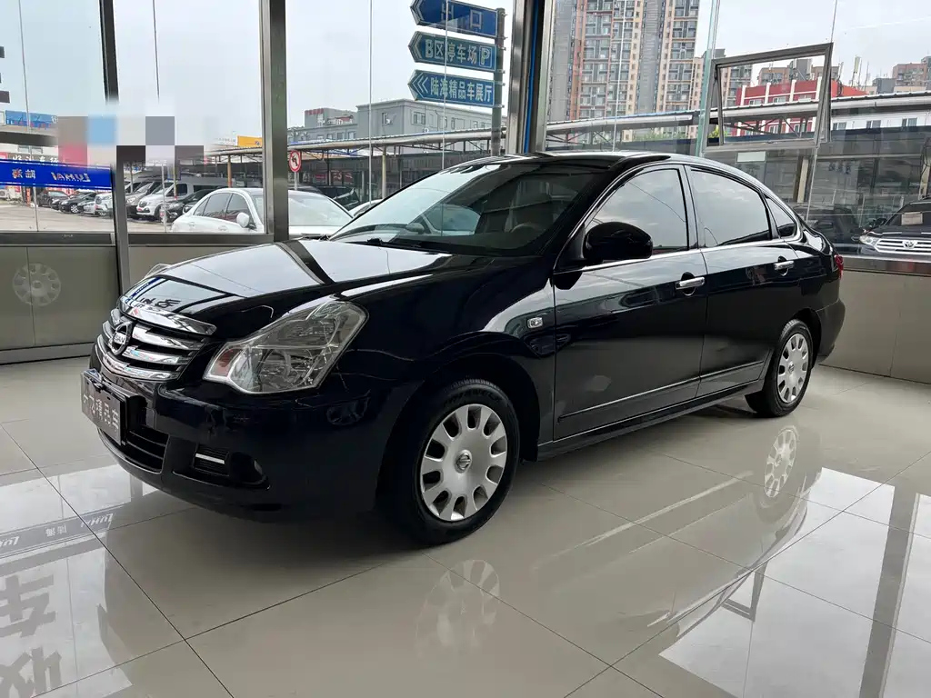 NISSAN SYLPHY 2012