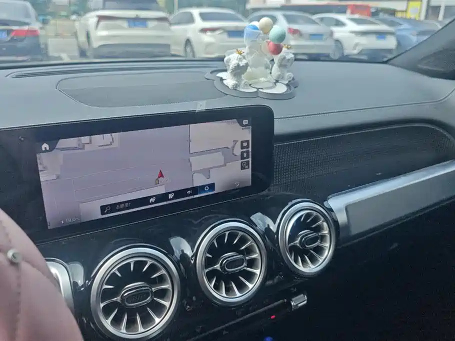 MERCEDES BENZ GLB 2022