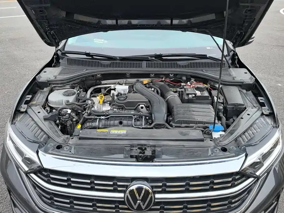 VOLKSWAGEN SAGITAR 2023